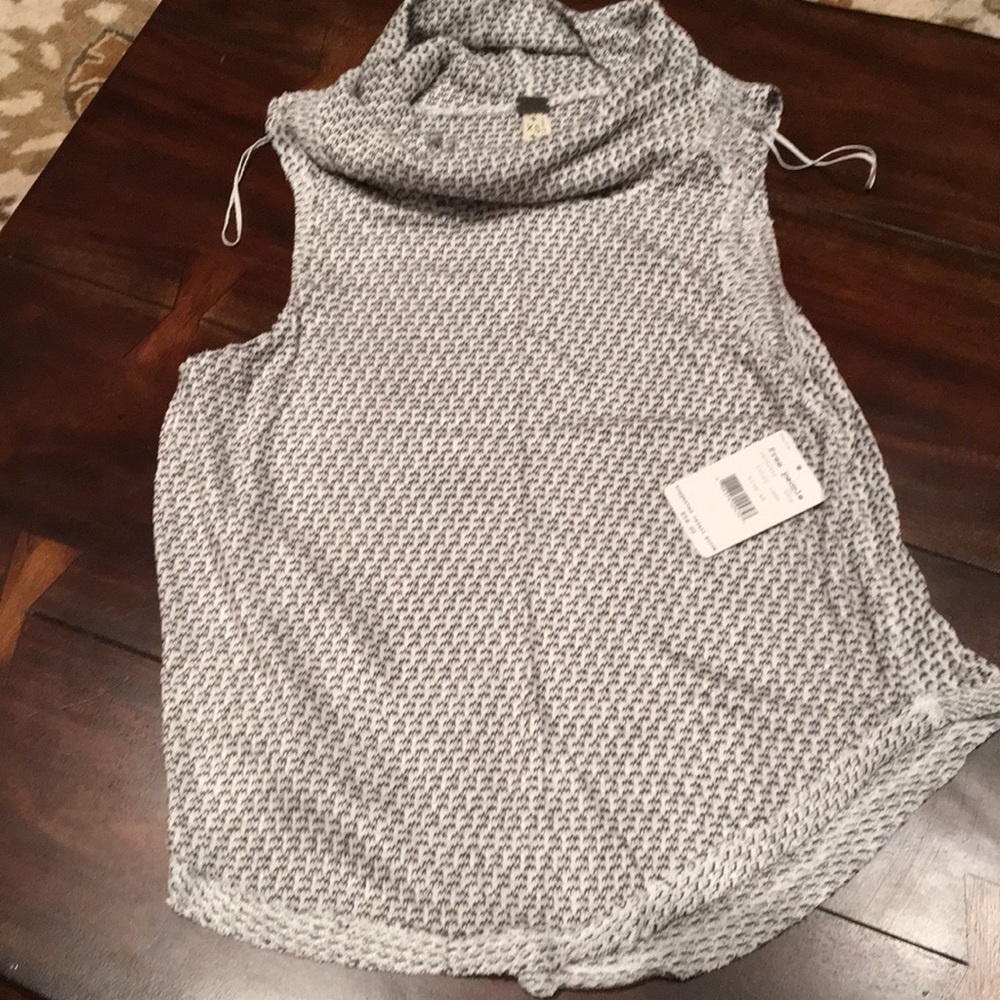 Free People Sleeveless Top Size XS New